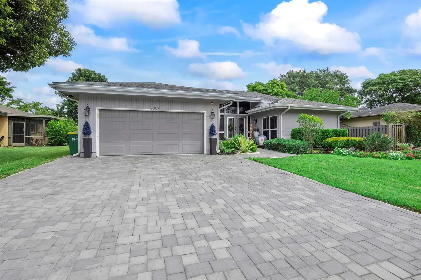 8059 BUTTONWOOD Circle, Tamarac FL 33321 photo 4