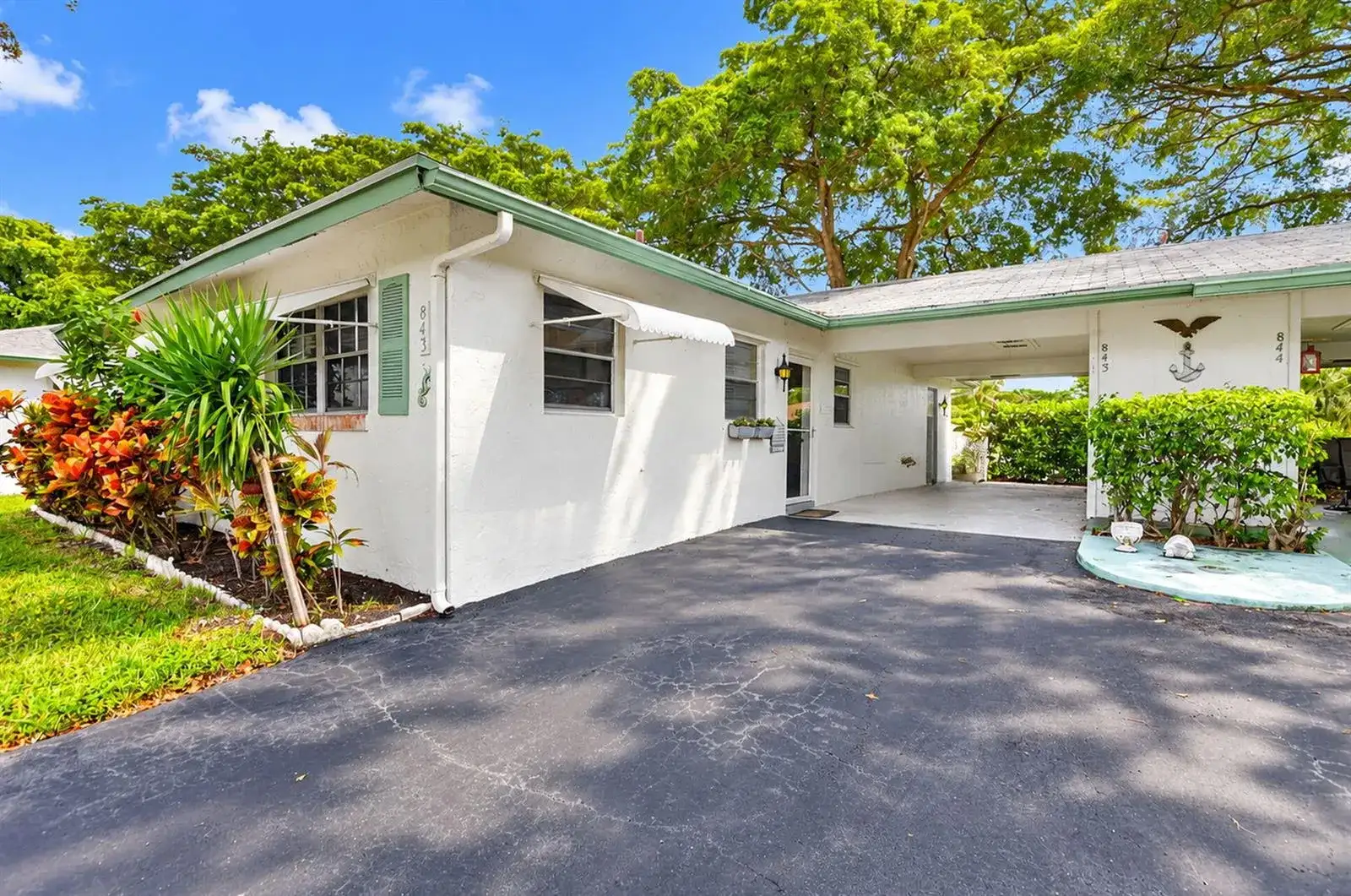 843 Meadowlark Lane, Delray Beach FL 33445 photo 2