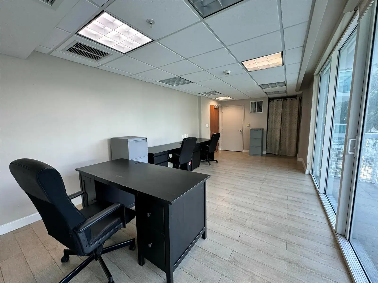 31 SE 5th Street # 301, Miami FL 33131 photo 4