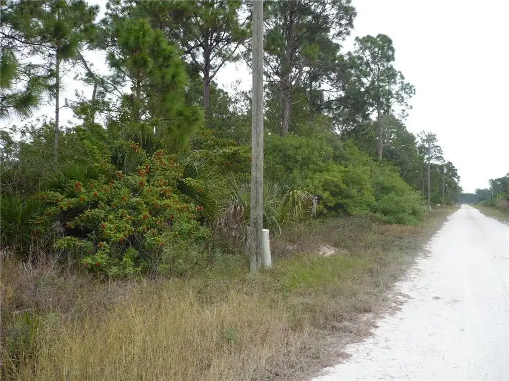 320 G Road, FL 33935 photo 4