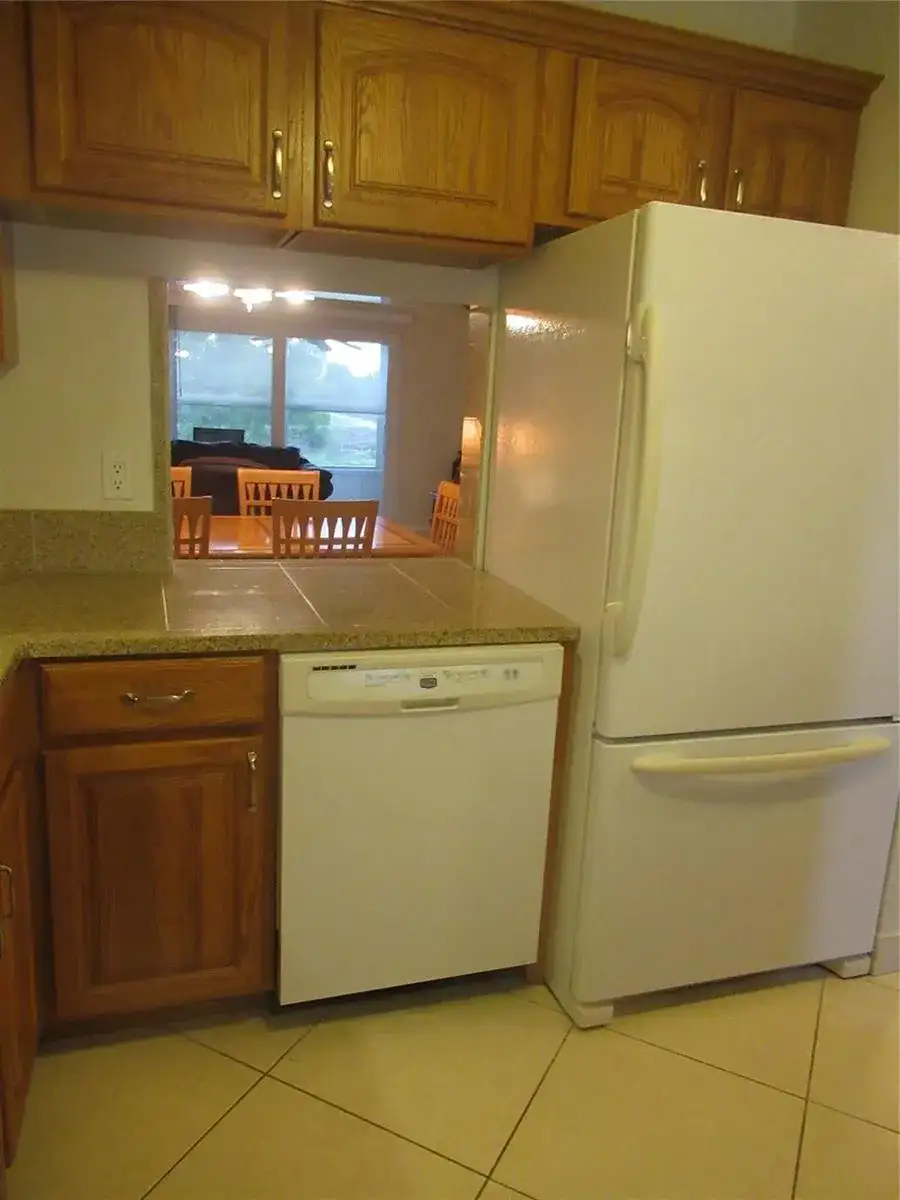 601 NW 76th Terrace # 206, Margate FL 33063 photo 5