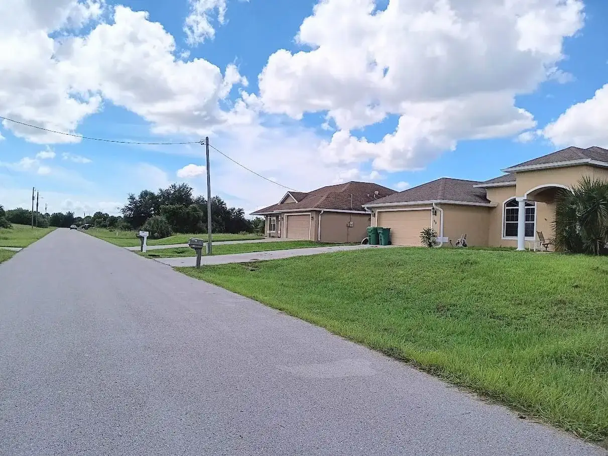 100 Flanders Street, Port Charlotte FL 33954 photo 2