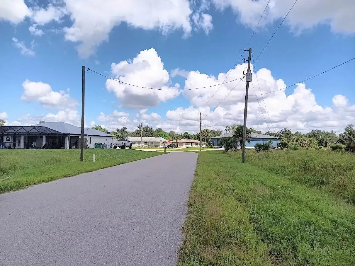100 Flanders Street, Port Charlotte FL 33954 photo 3