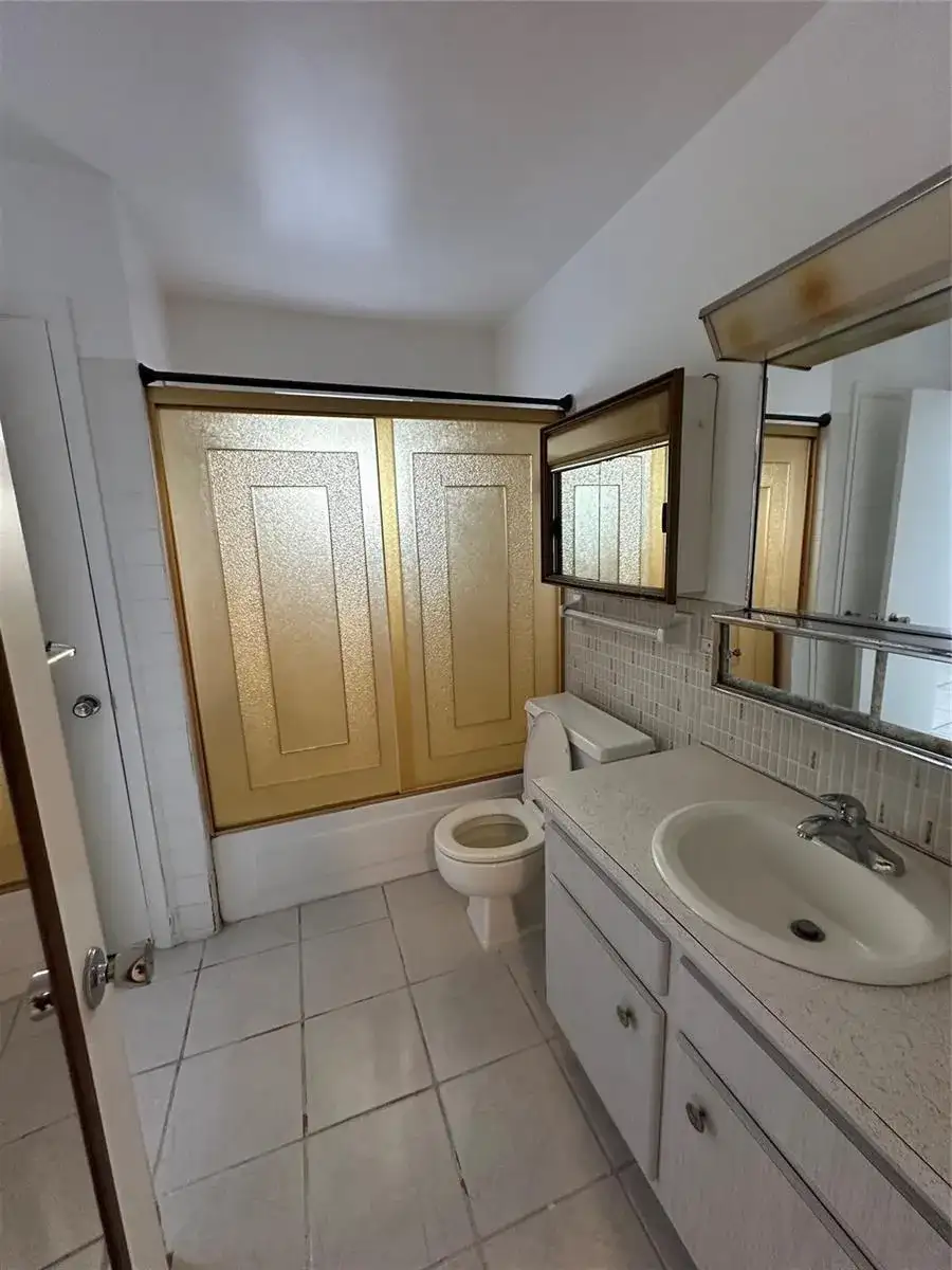 348 S Federal Highway # 2, Dania Beach FL 33004 photo 5