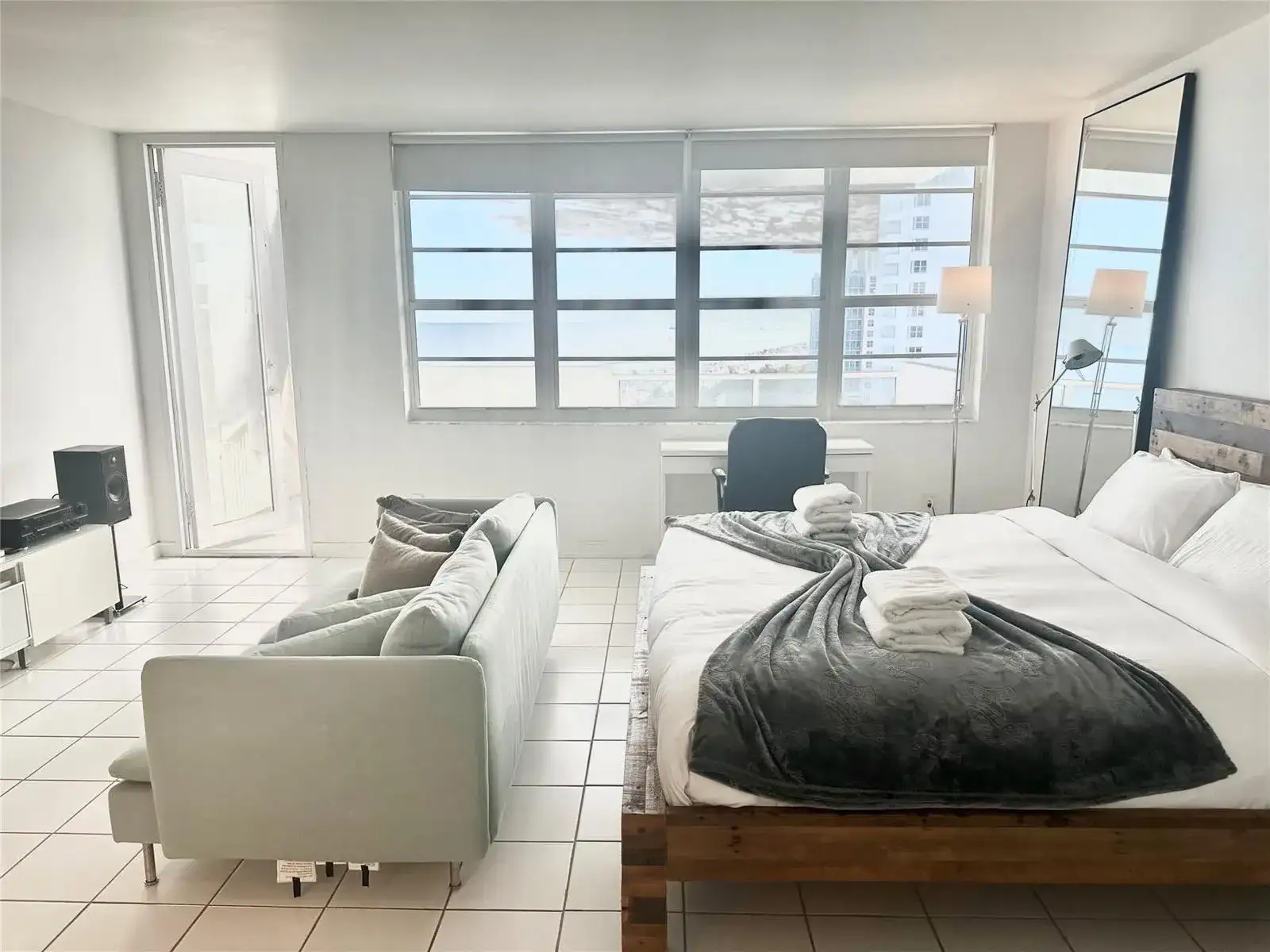 100 Lincoln Road # 1240, Miami Beach FL 33139 photo 4