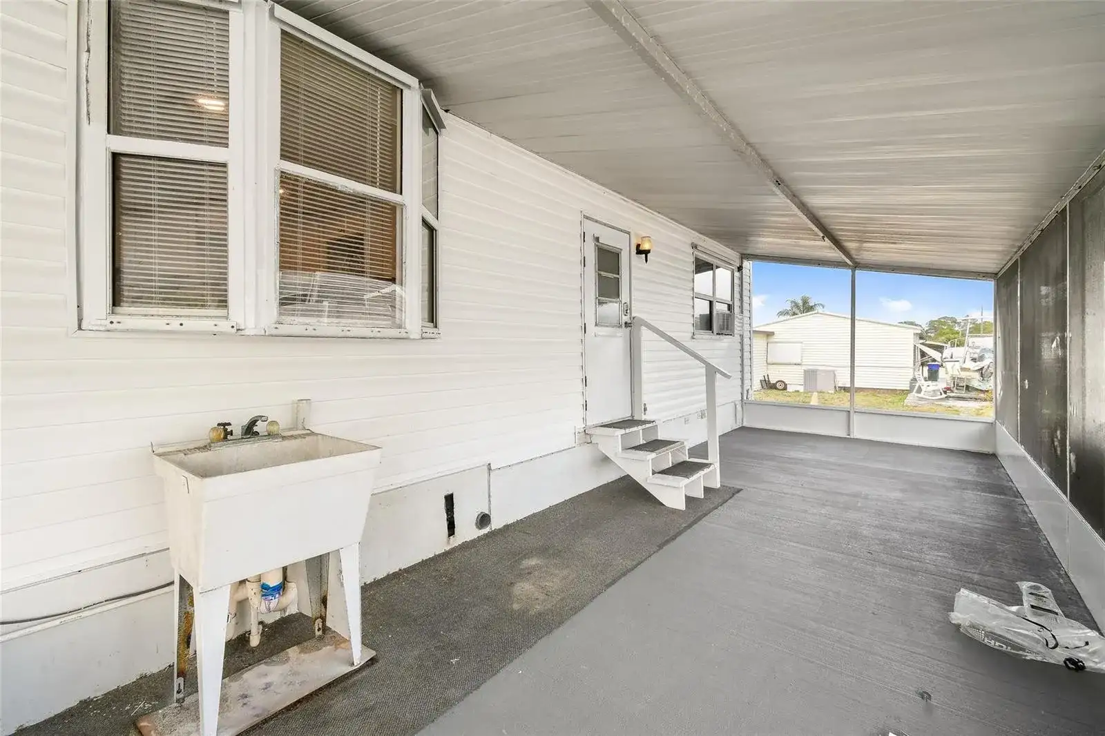 7897 SE Swan Avenue, Hobe Sound FL 33455 photo 3