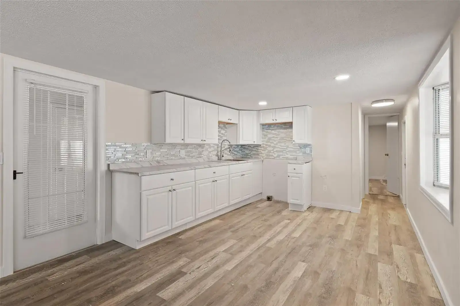 7897 SE Swan Avenue, Hobe Sound FL 33455 photo 5