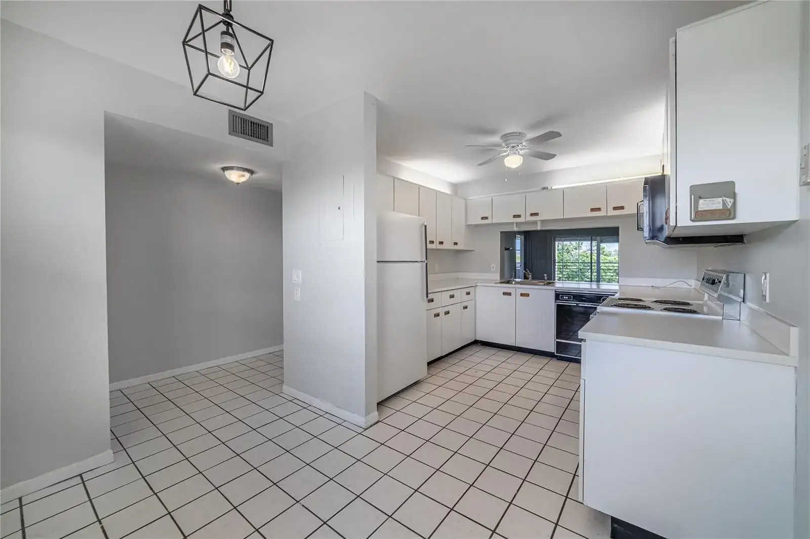 10315 NW 24th Place # 407, Sunrise FL 33322 photo 3