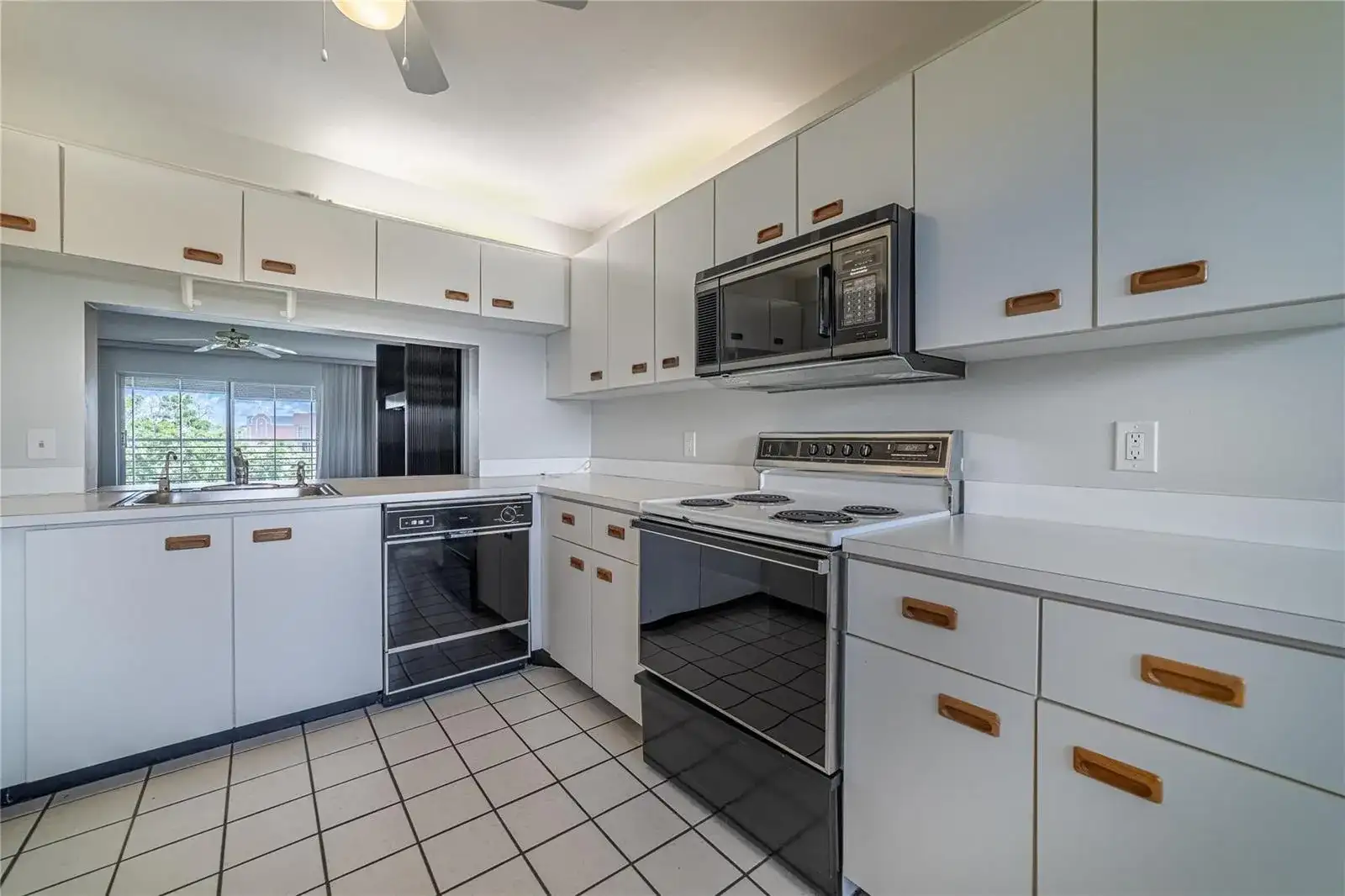 10315 NW 24th Place # 407, Sunrise FL 33322 photo 5