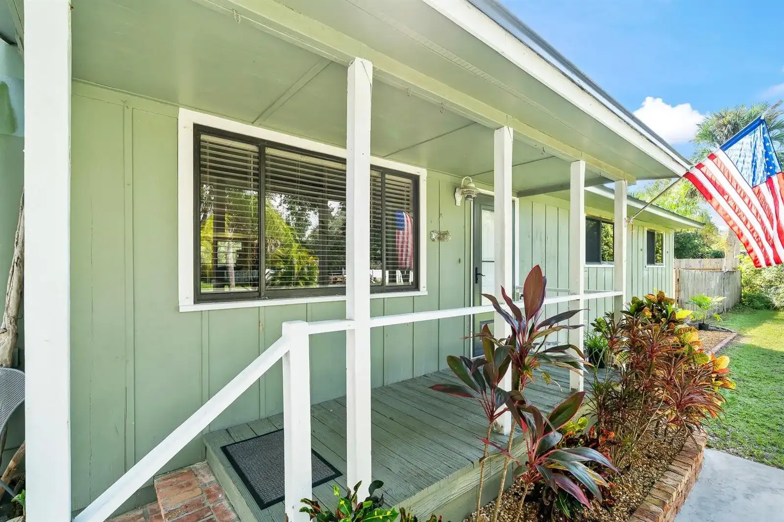 9633 Honeysuckle, FL 32976 photo 5