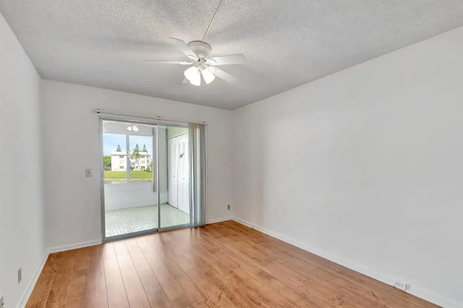 267 Wellington J # 267, West Palm Beach FL 33417 photo 5