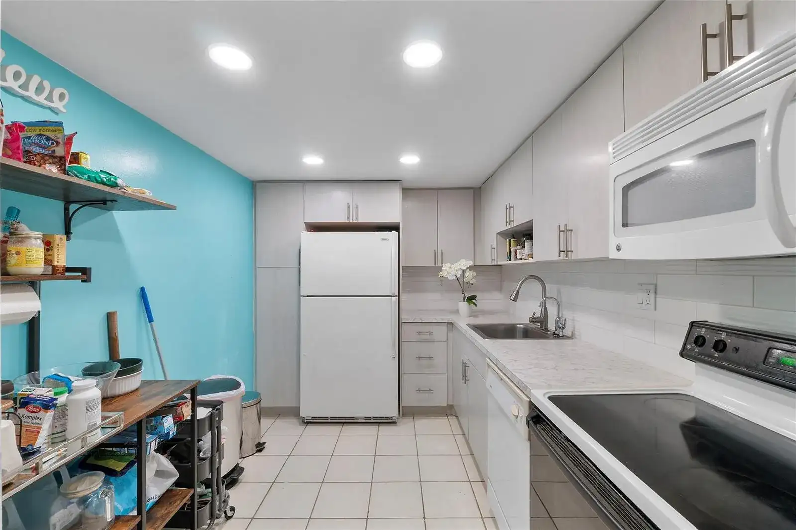 7750 W Mcnab Road # 203, Tamarac FL 33321 photo 2