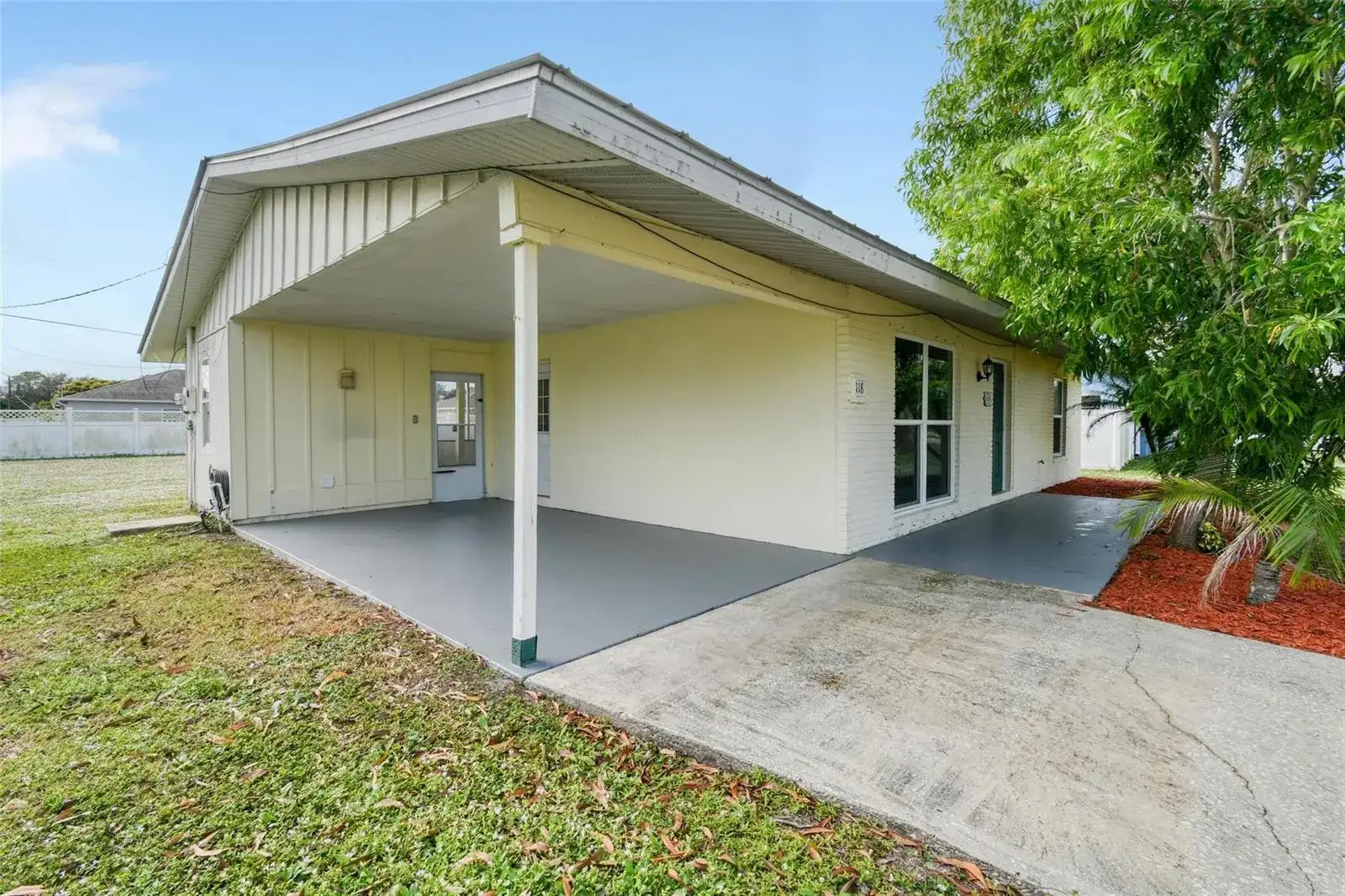 118 SW Ray Avenue, Port St. Lucie FL 34983 photo 5