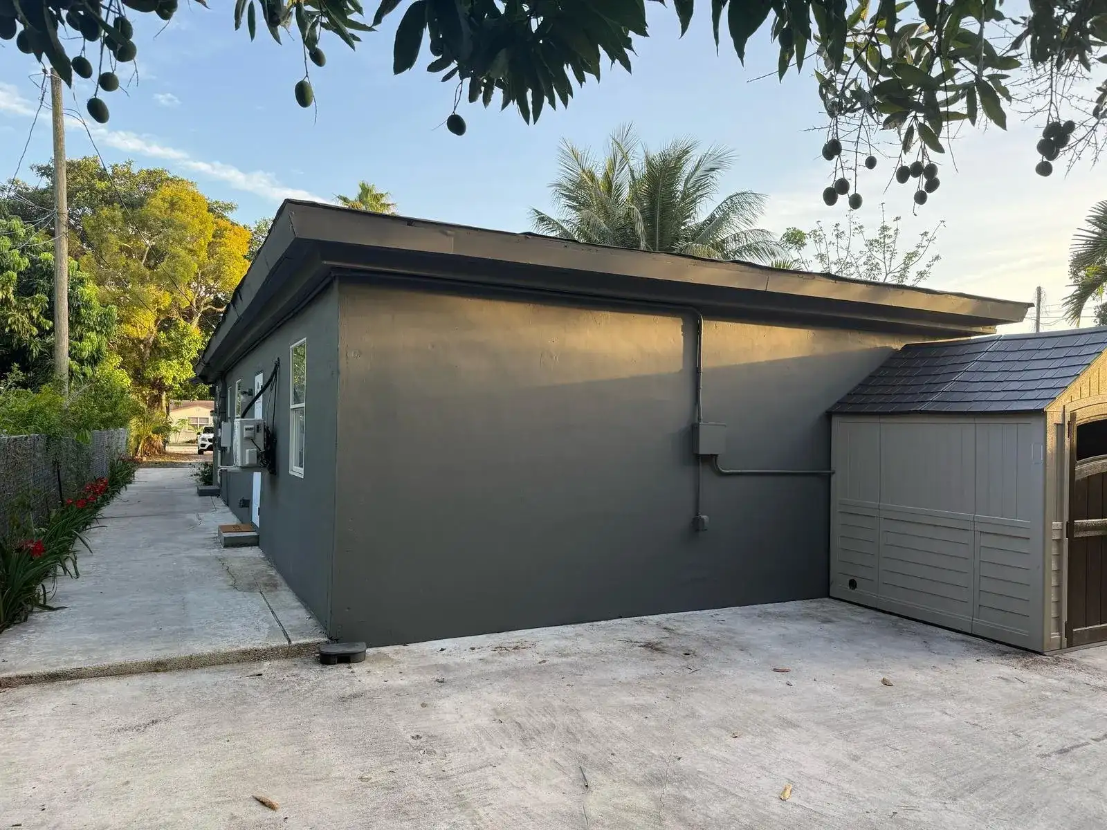 2739 Lincoln Street, Hollywood FL 33020 photo 2