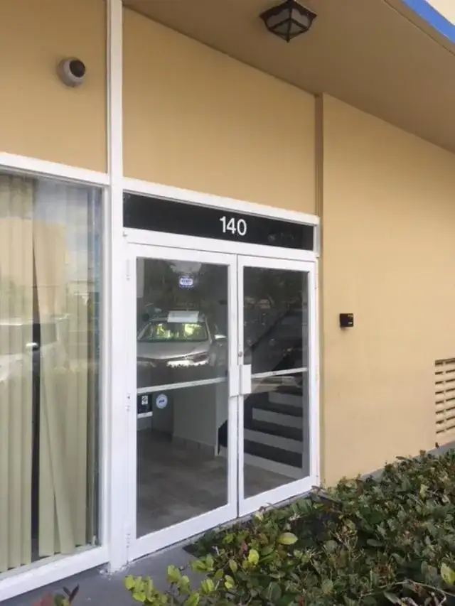 140 S Federal Highway, Dania Beach FL 33004 photo 2