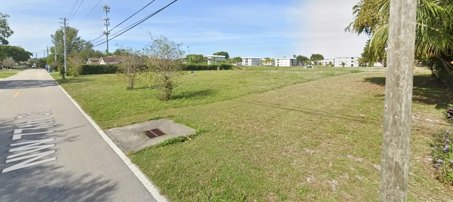 5531 NW 77th Court, Pompano Beach FL 33073 photo 4