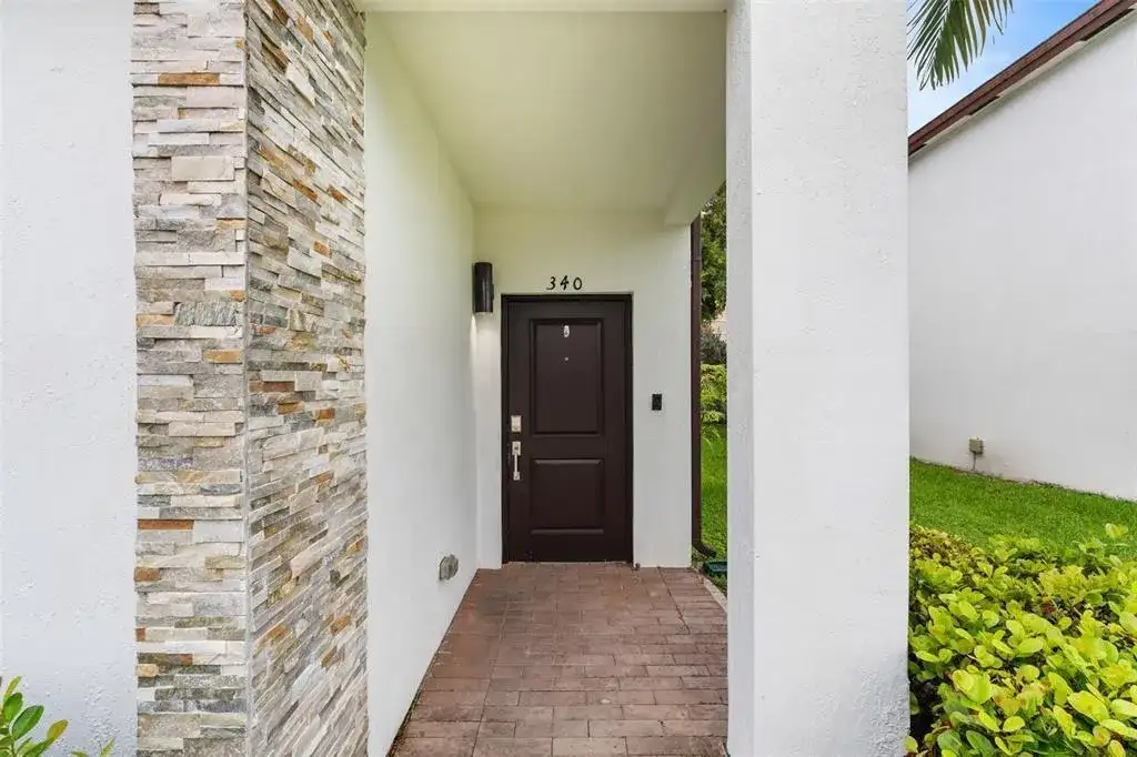 340 NE 208th Terrace # 340, Miami FL 33179 photo 4