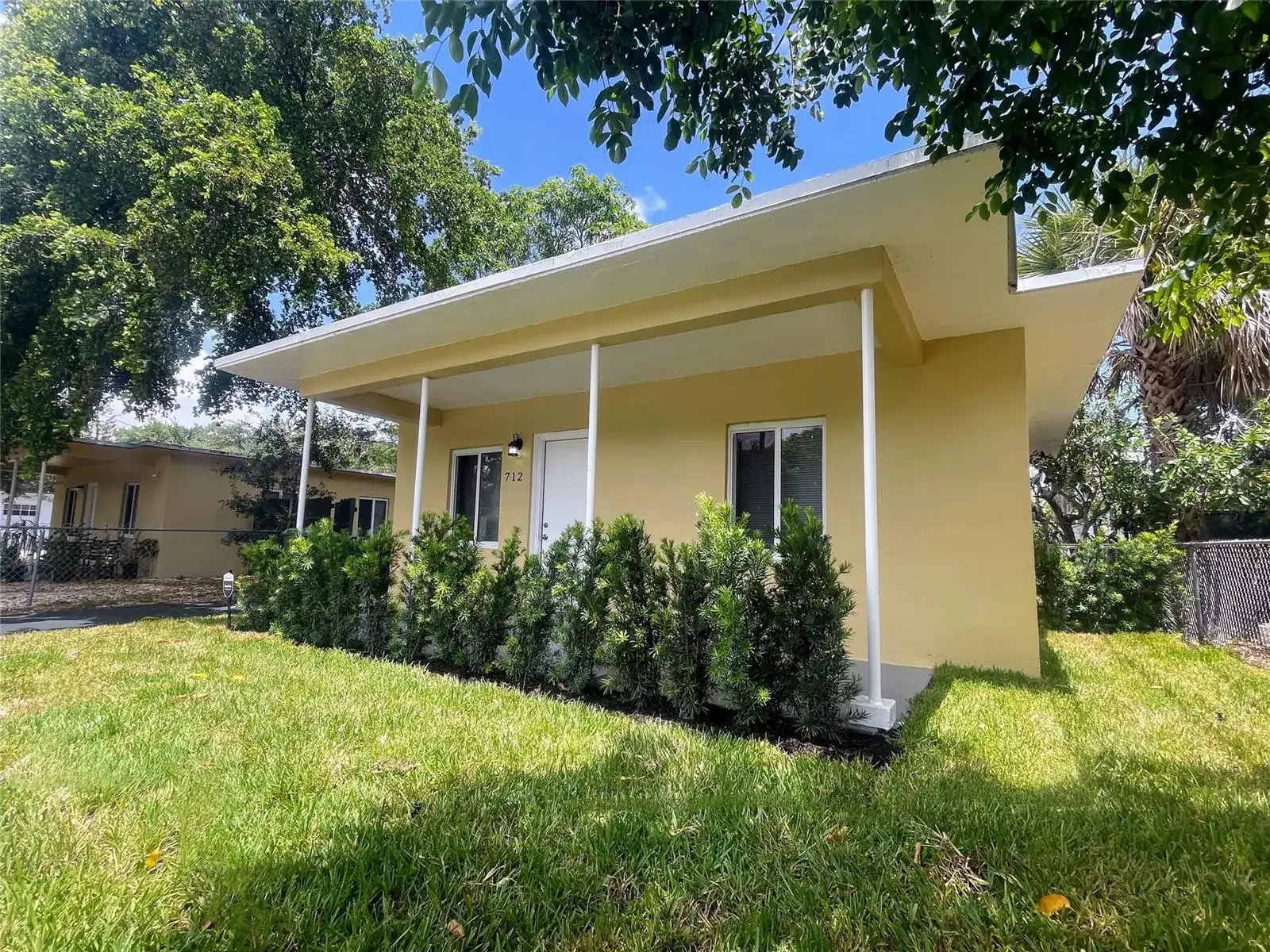 712 NW 17th Avenue, Fort Lauderdale FL 33311 photo 3