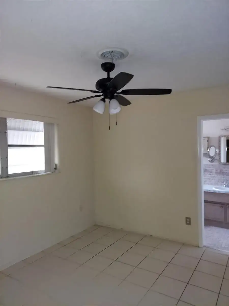 1011 NW 45th Court, Fort Lauderdale FL 33309 photo 5