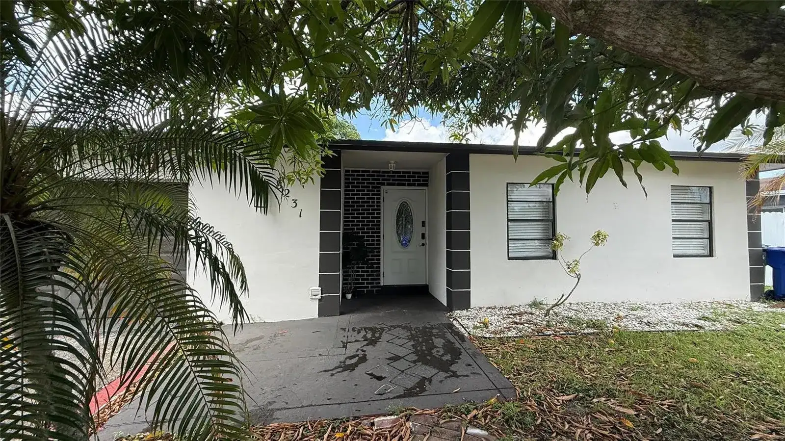 8231 SW 9th Street, North Lauderdale FL 33068 photo 4