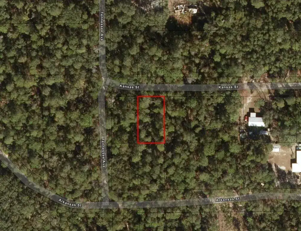 213 Kansas Street, FL 32189 photo 2