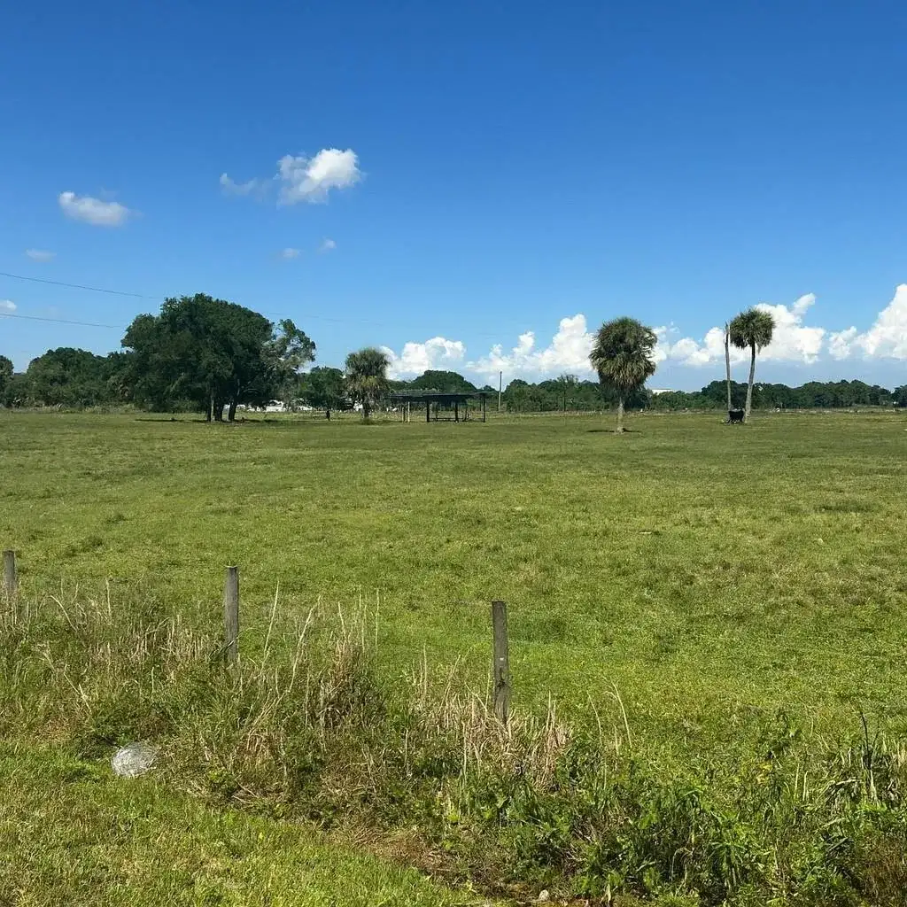 1202 NW 8th Avenue, Okeechobee FL 34972 photo 2