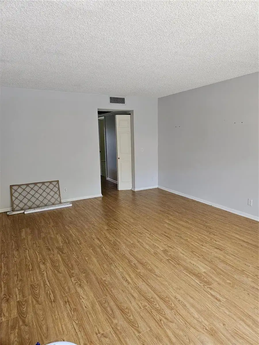101 SW 132 Way # 218, Pembroke Pines FL 33027 photo 4