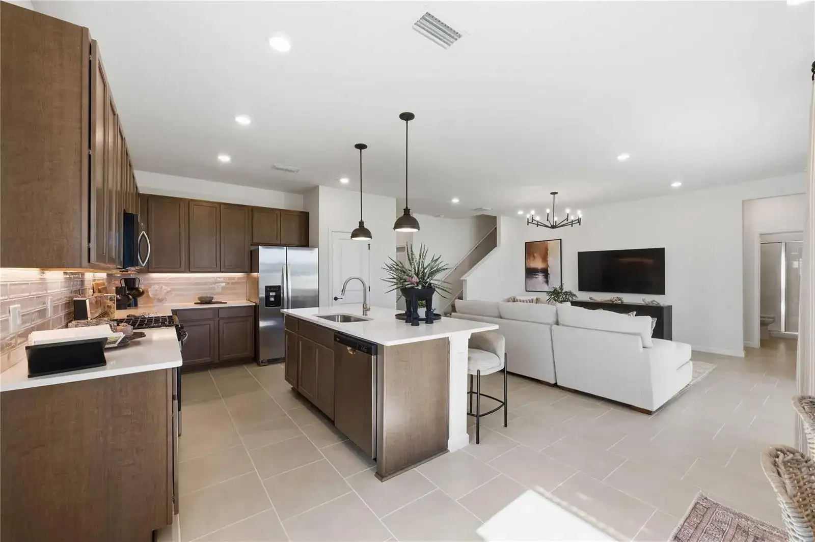 10653 NW Suncrest Loop, Port St. Lucie FL 34987 photo 4
