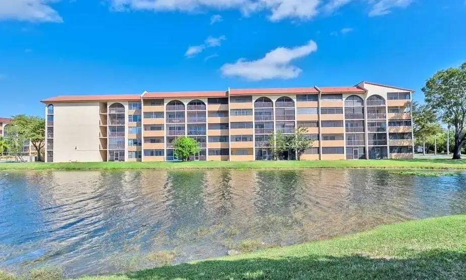 3905 N Nob Hill Road # 201, Sunrise FL 33351 photo 2