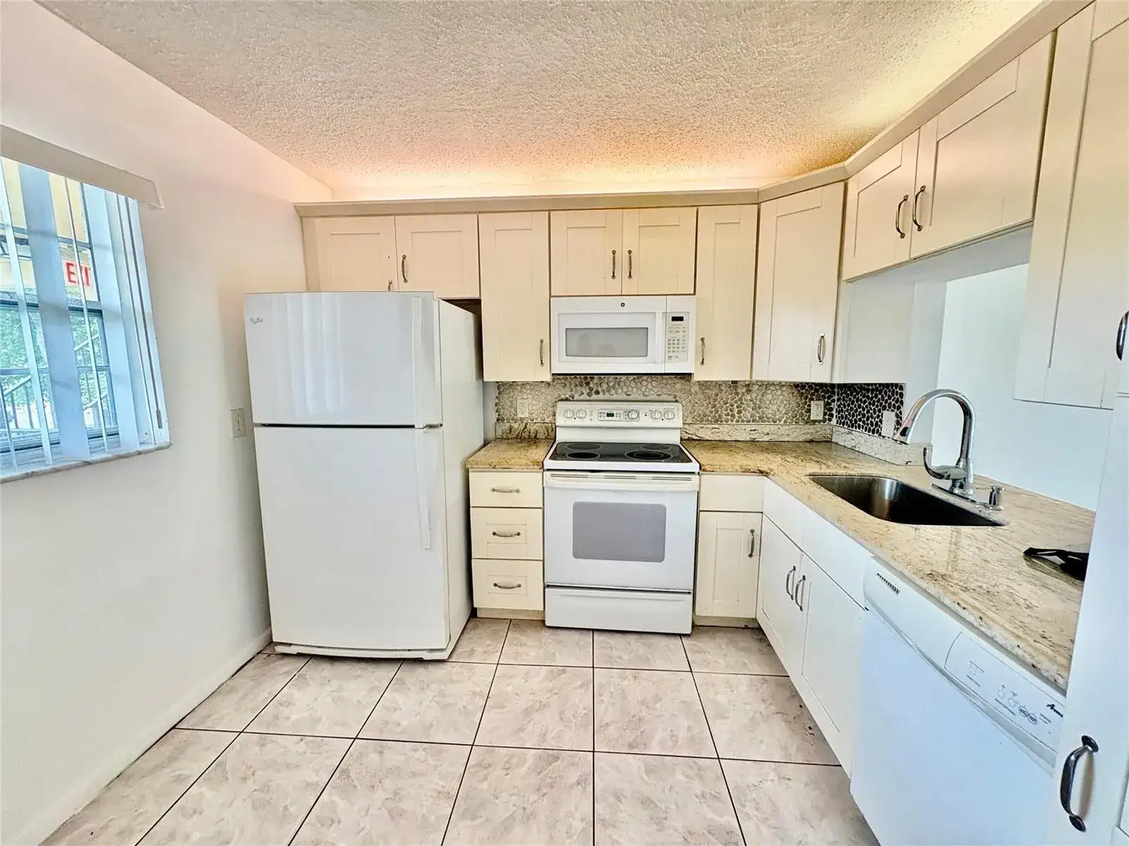 3905 N Nob Hill Road # 201, Sunrise FL 33351 photo 5