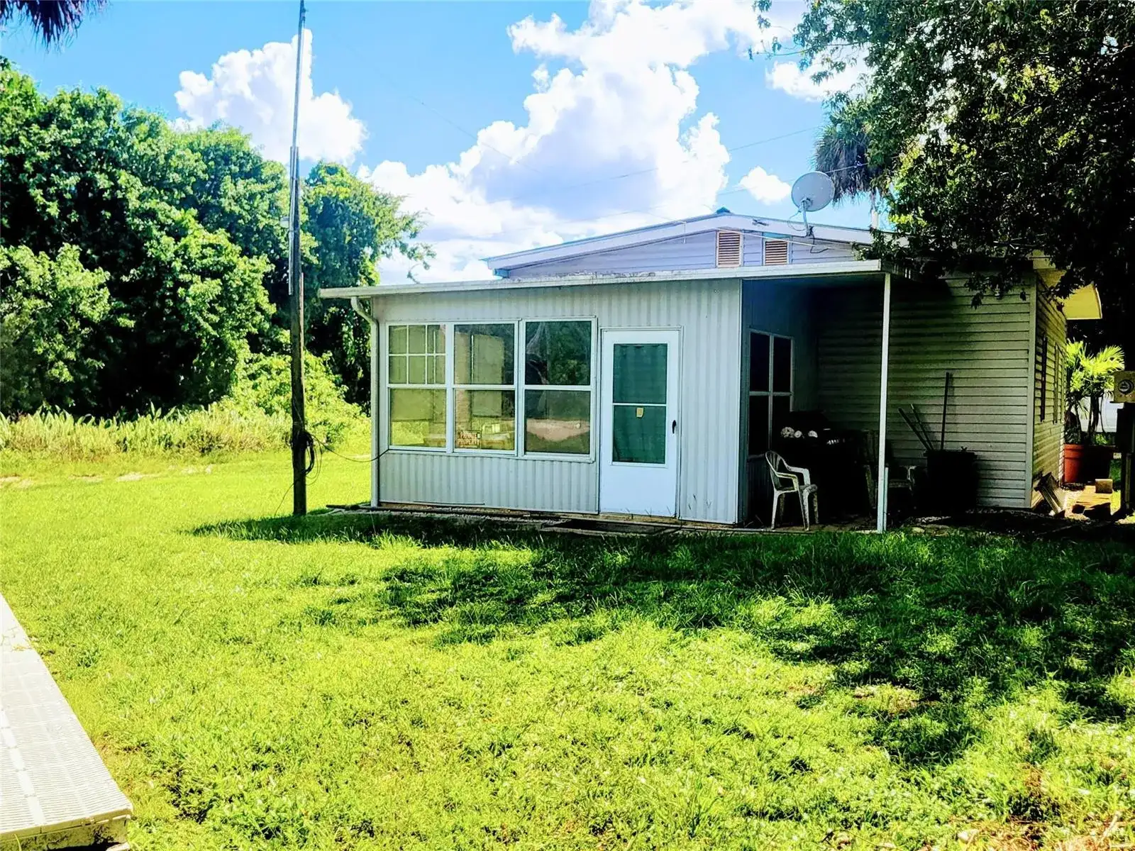 1048 Arvin Lane, Moore Haven FL 33471 photo 4