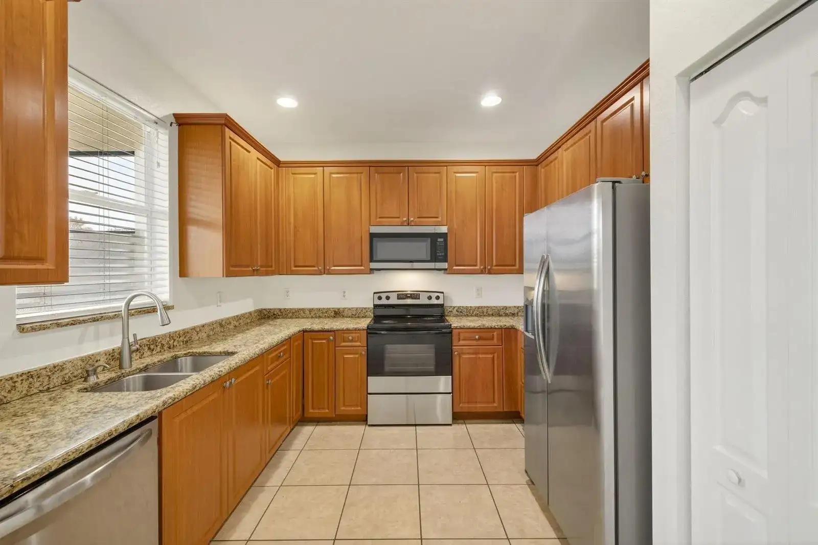 7029 Ambrosia Lane # 606, Naples FL 34119 photo 5