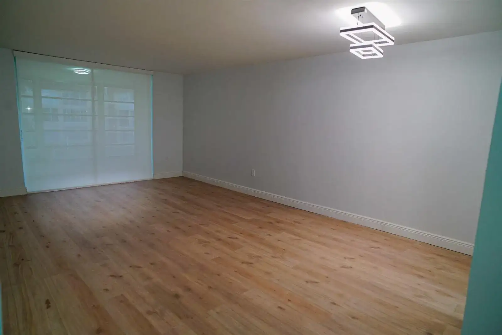 2780 N Pine Island Road # 211, Sunrise FL 33322 photo 2