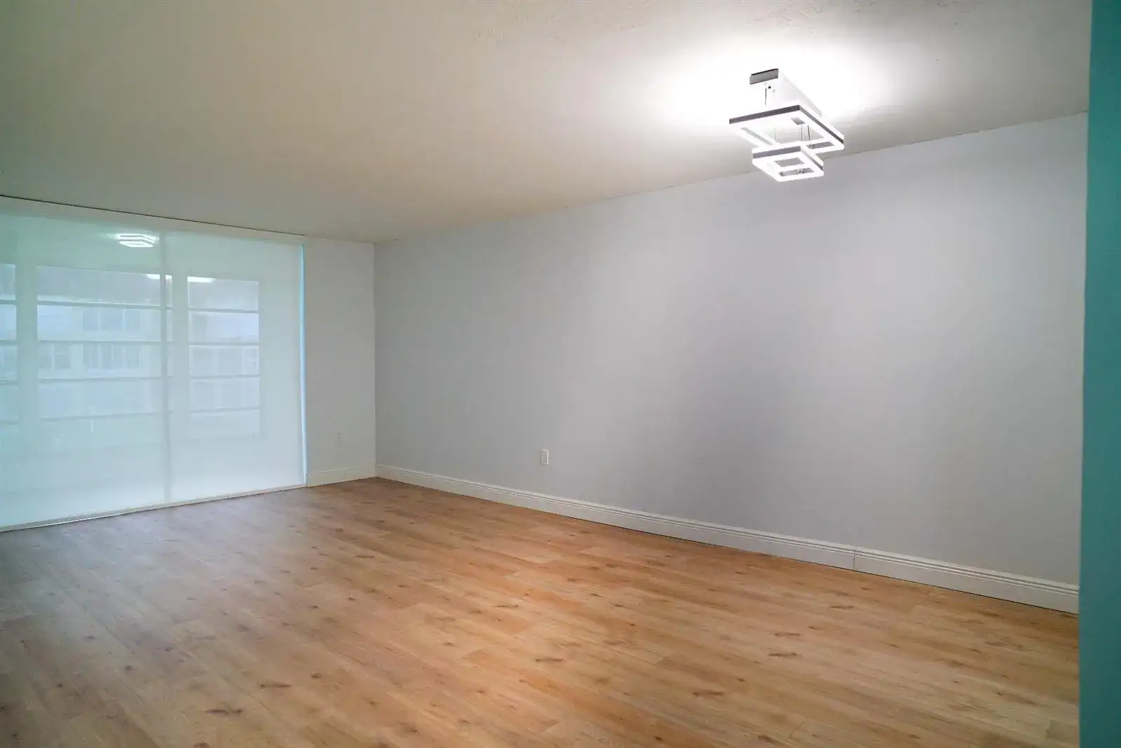2780 N Pine Island Road # 211, Sunrise FL 33322 photo 4