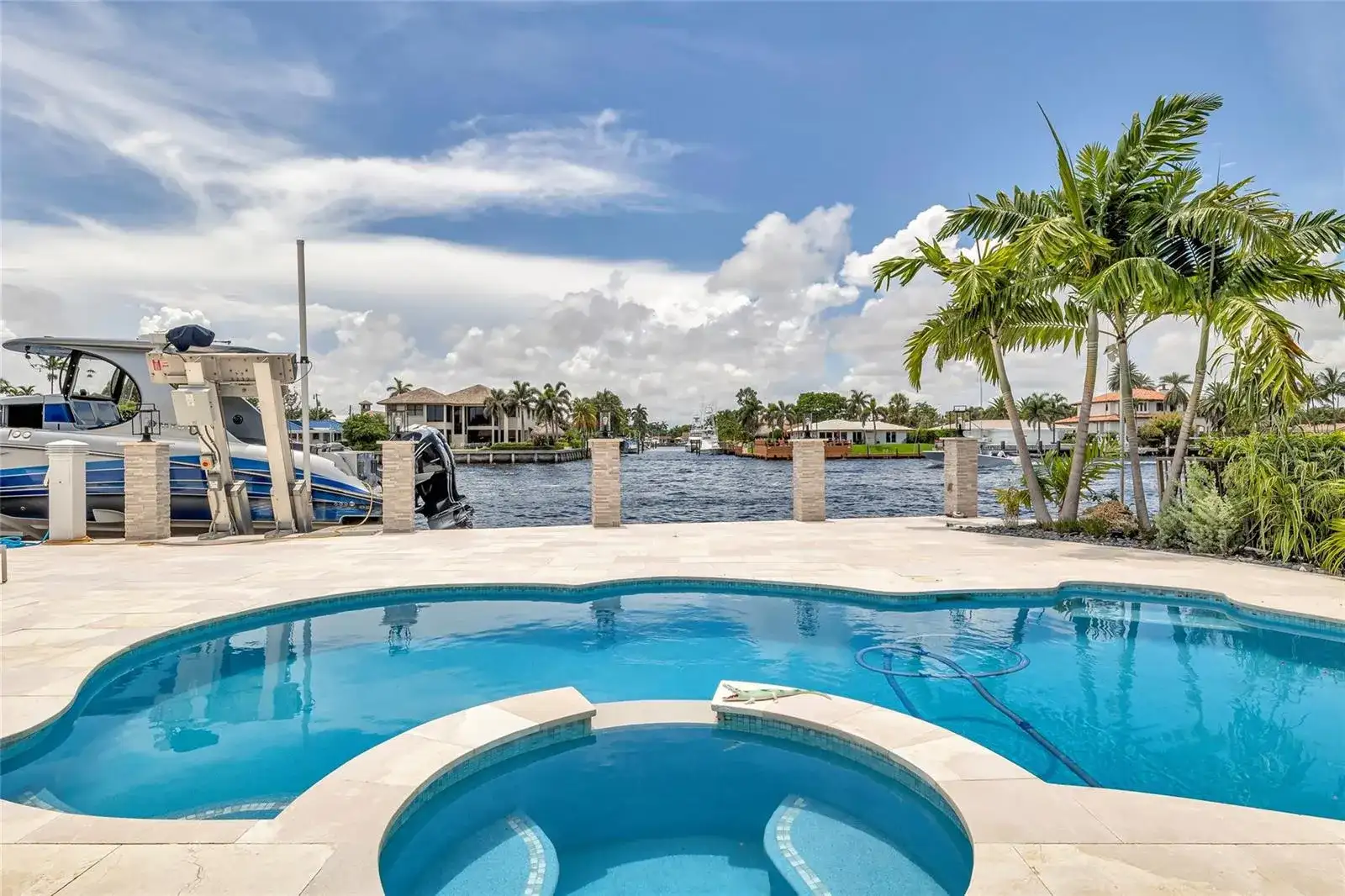 2005 N Riverside Drive, Pompano Beach FL 33062 photo 3