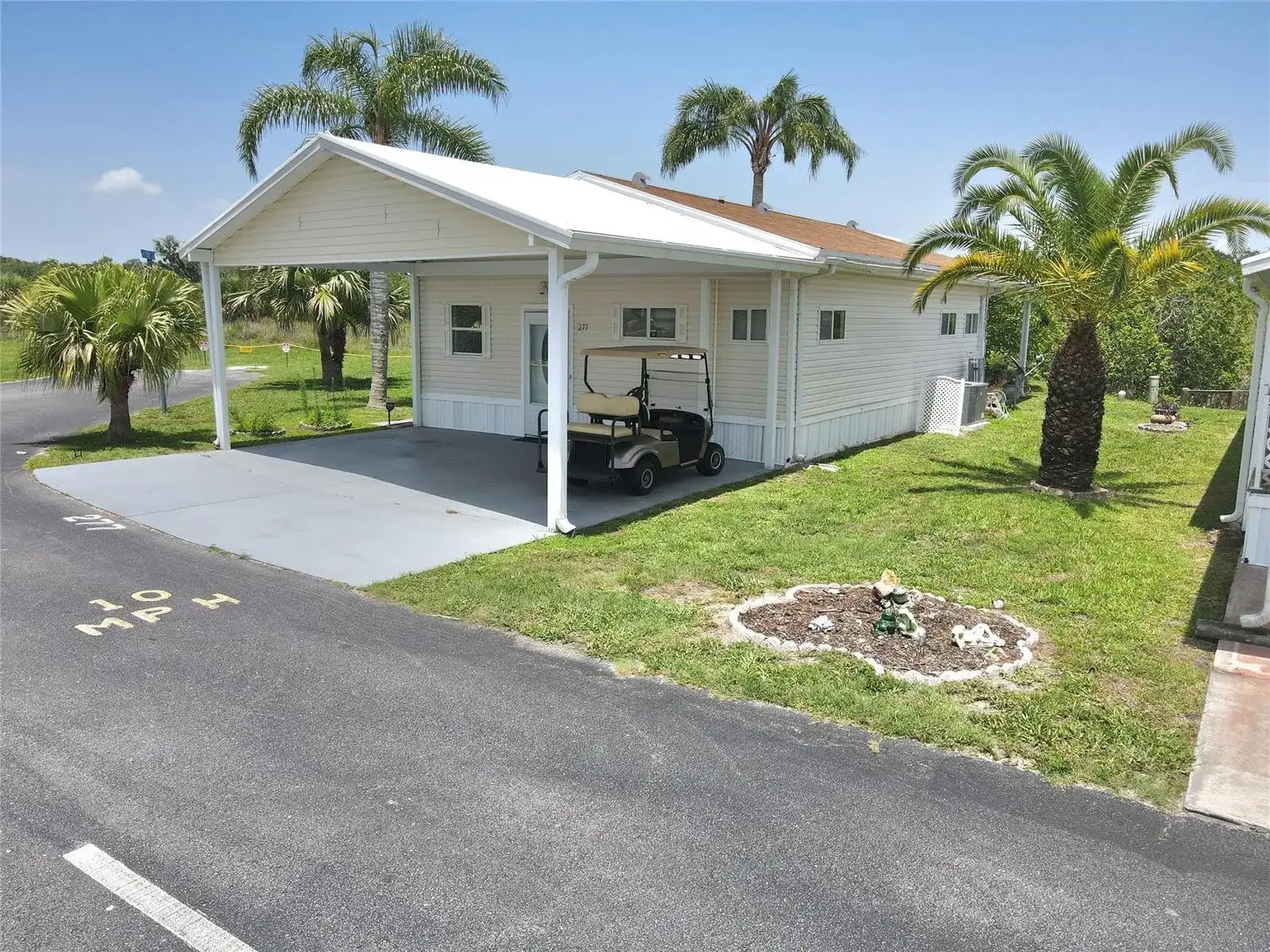 12310 SE 143rd Avenue, FL 34974 photo 2