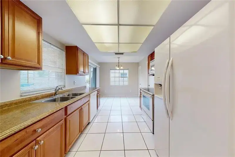 9728 SW 3rd Street, Boca Raton FL 33428 photo 4