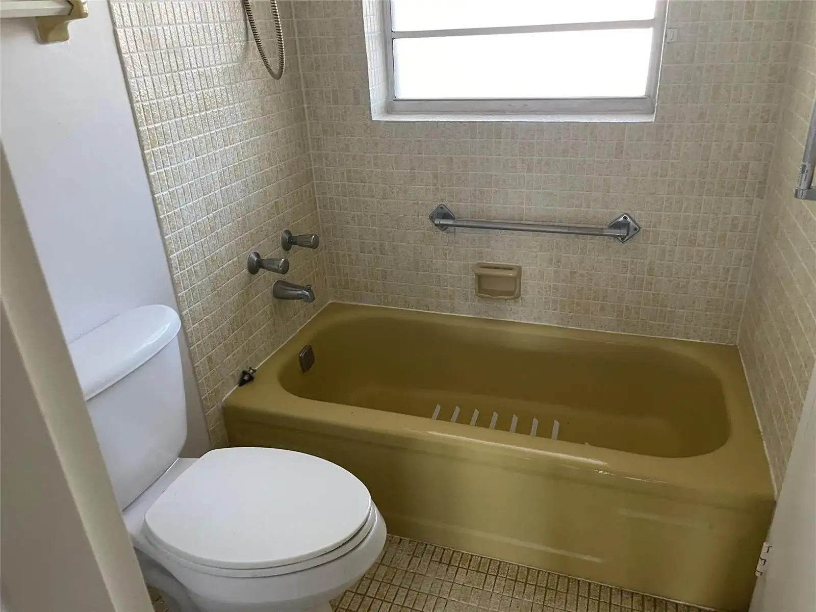 1005 Country Club Drive # 205, Margate FL 33063 photo 4