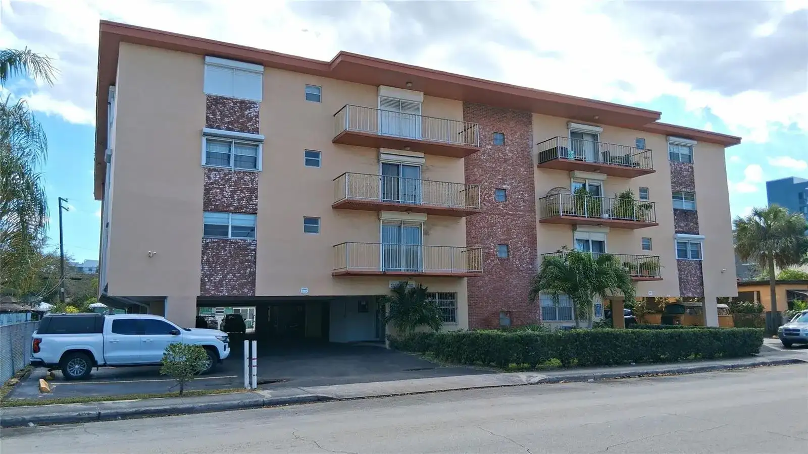 2010 Fillmore Street # 303, Hollywood FL 33020 photo 3