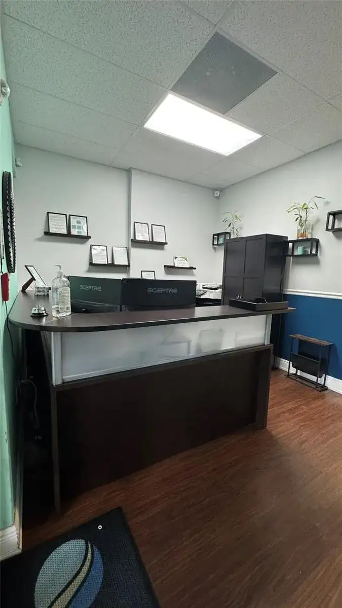 7451 Wiles Road, Coral Springs FL 33067 photo 2