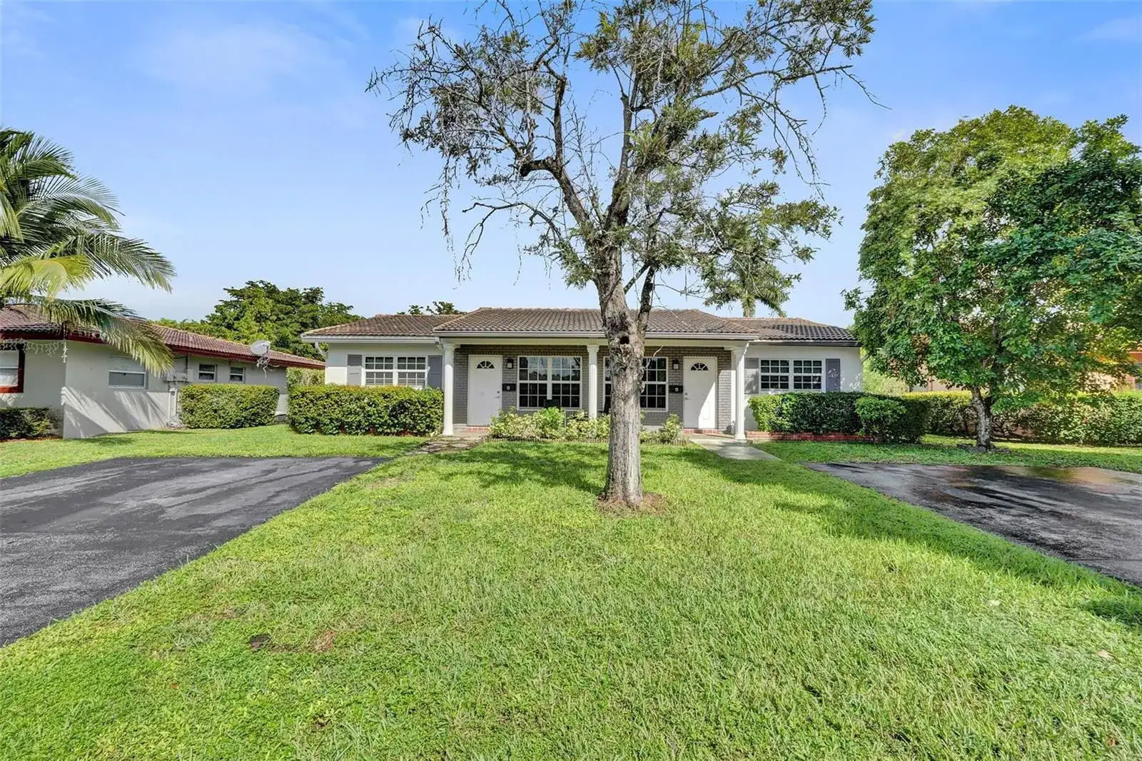 4017 Woodside Drive, Coral Springs FL 33065 photo 2