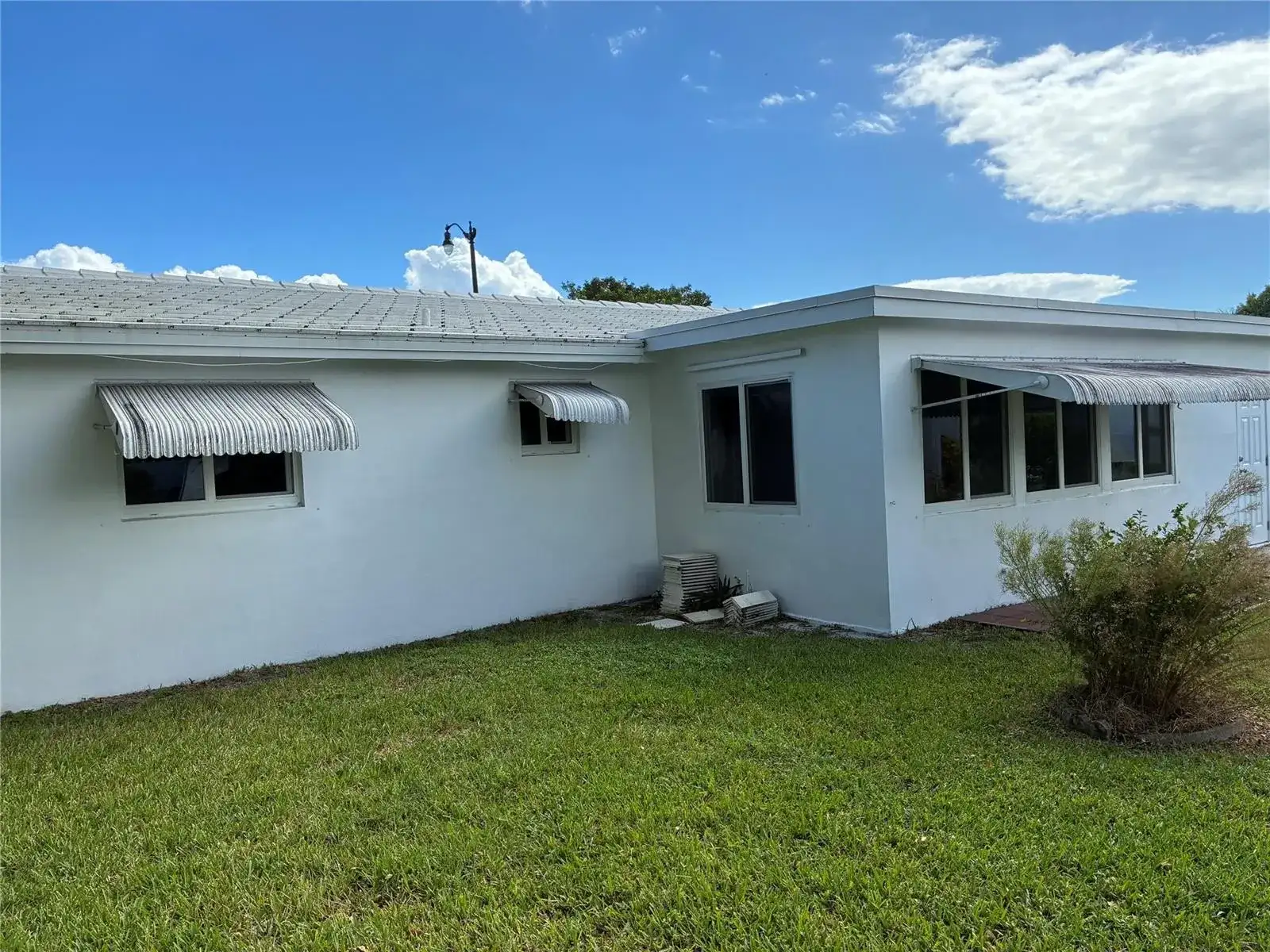 3021 E Golf Boulevard, Pompano Beach FL 33064 photo 2