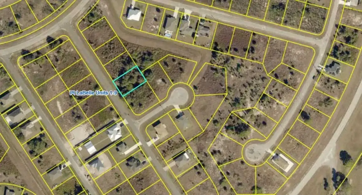 8007 Mangrove Circle, FL 33935 photo 2