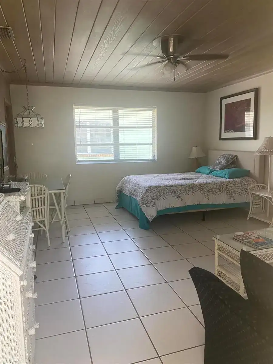 30 Andrews Avenue # 23c, Delray Beach FL 33483 photo 4
