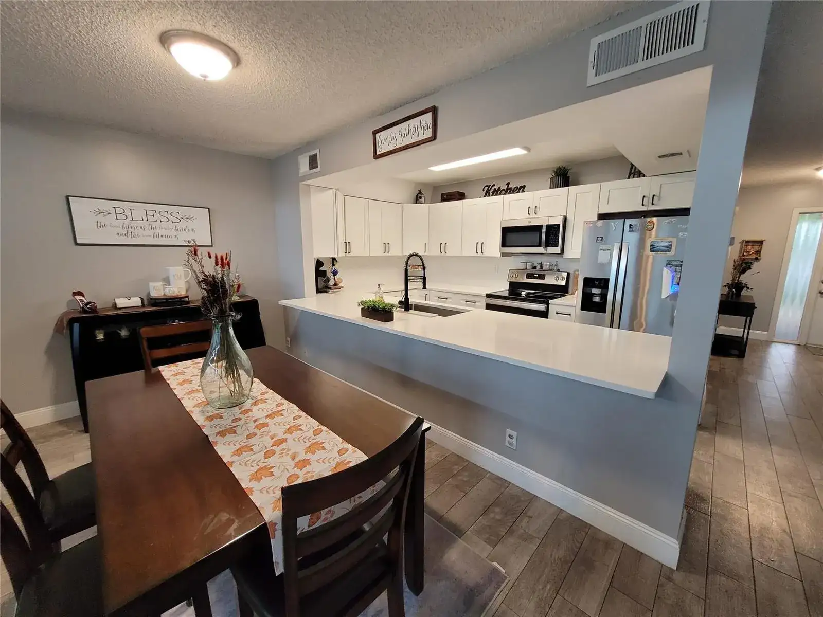 1146 N University Drive, Plantation FL 33322 photo 2