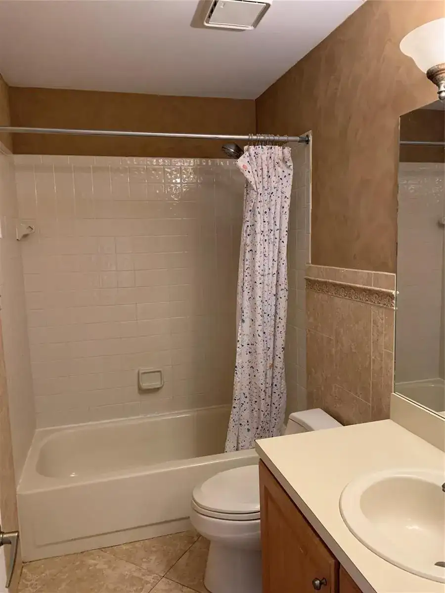 6930 NW 28th Street, Margate FL 33063 photo 4