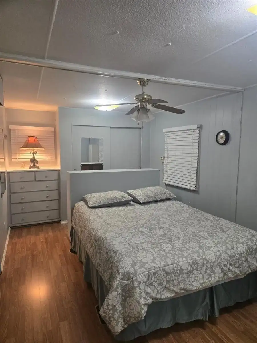 2321 SW 87th Terrace, Davie FL 33324 photo 5