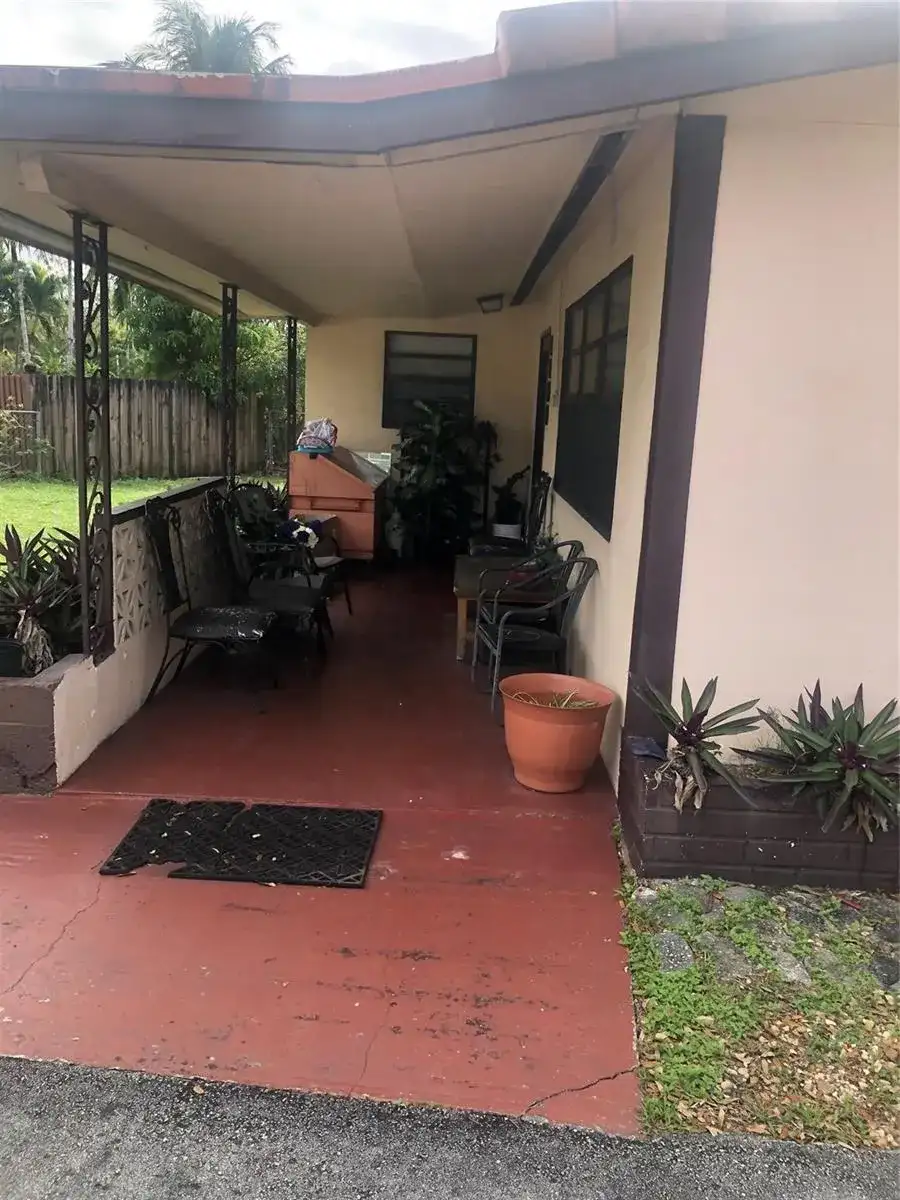 1100 NW 19th Street, Fort Lauderdale FL 33311 photo 5