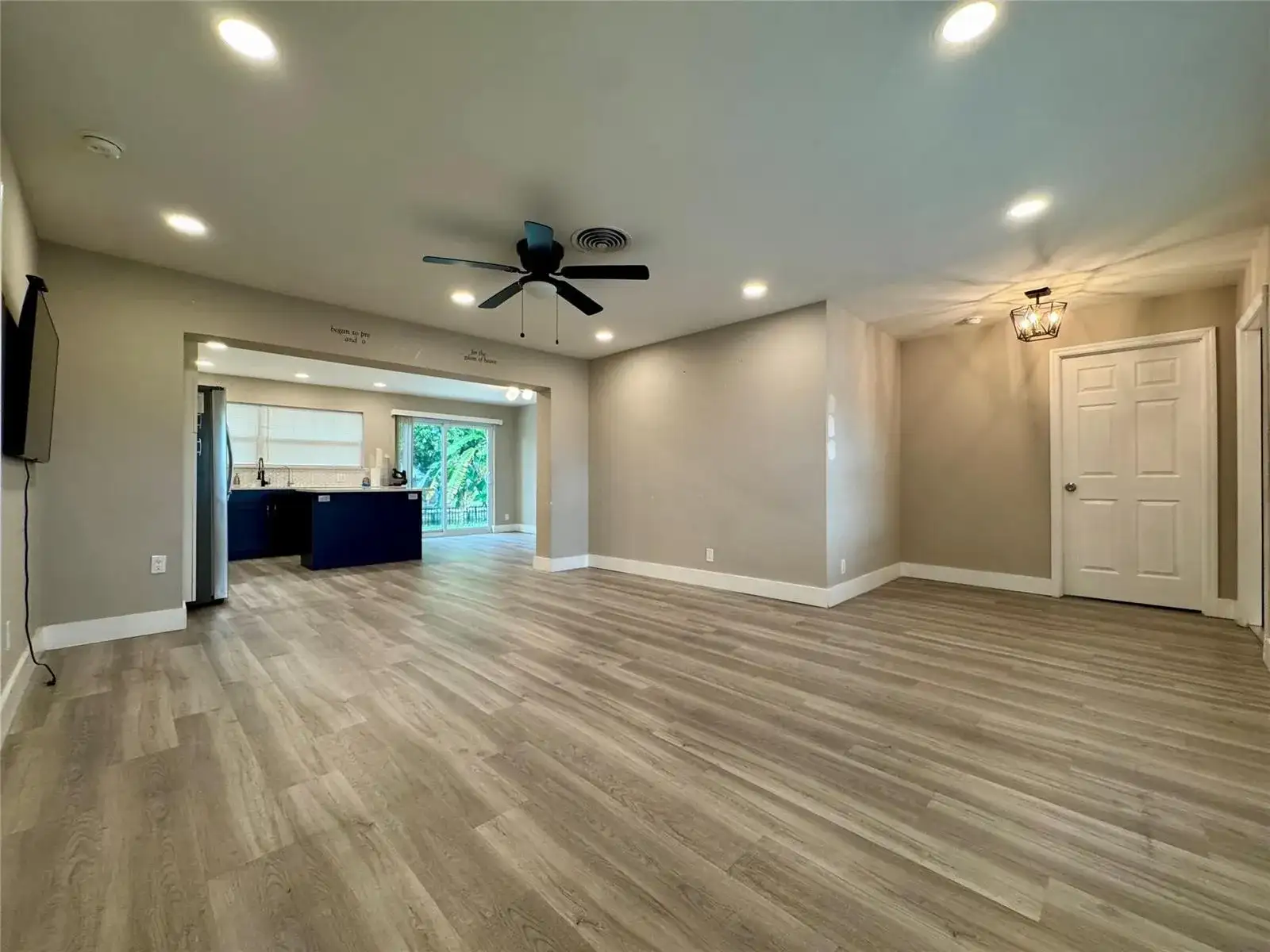 1871 NW 31st Court, Oakland Park FL 33309 photo 5