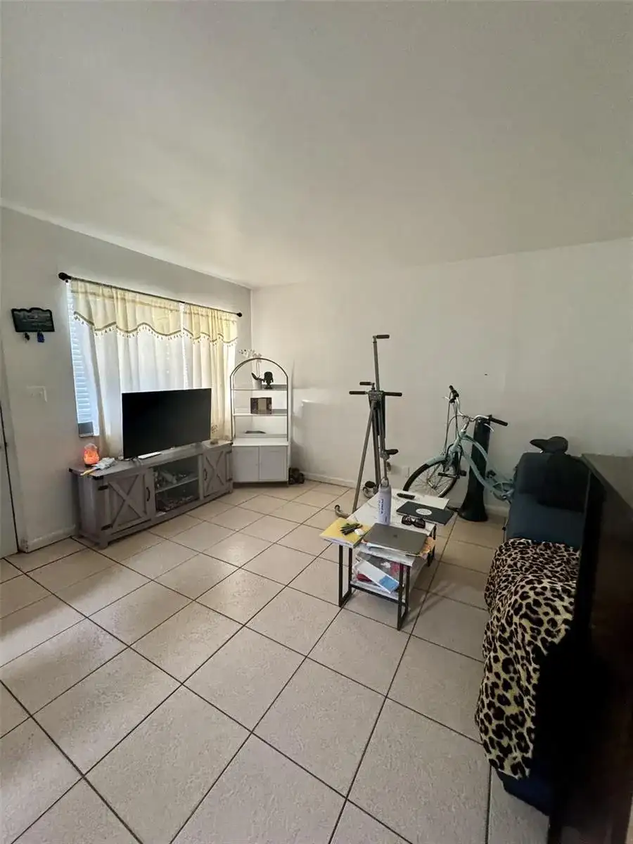 101 NE 41st Street # 17A, Oakland Park FL 33334 photo 3
